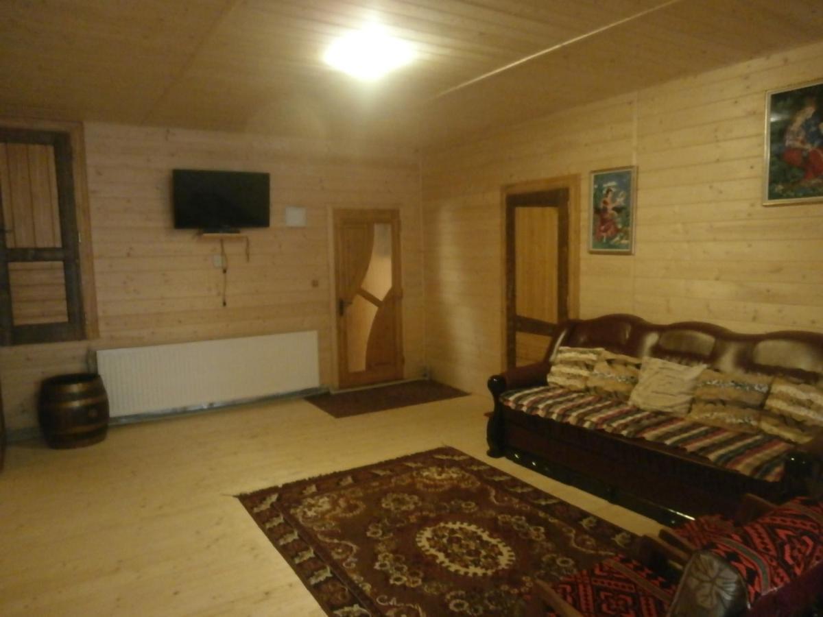 Karpatskiy Domik Izki Extérieur photo